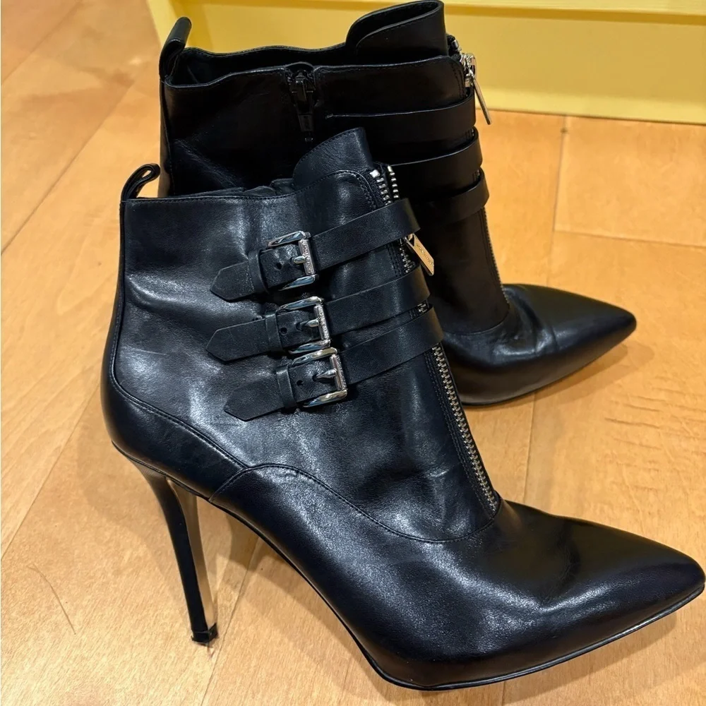Michael Kors stiletto heel pointed toe booties  black leather silver buckle 9.5